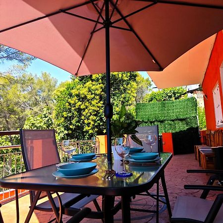 Relax House Barcelone Villa Сант Естеве Сесровирес Екстериор снимка