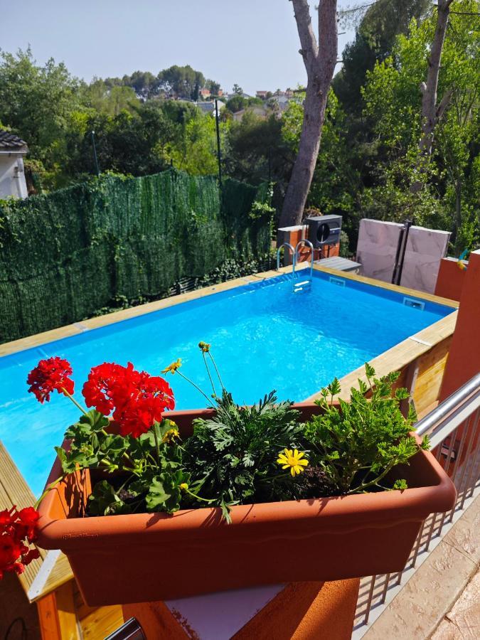 Relax House Barcelone Villa Сант Естеве Сесровирес Екстериор снимка