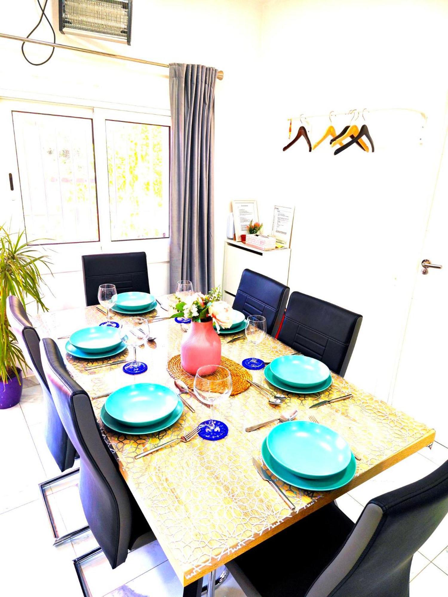 Relax House Barcelone Villa Сант Естеве Сесровирес Екстериор снимка