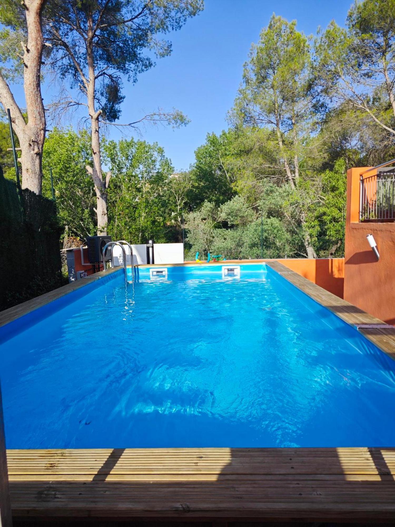 Relax House Barcelone Villa Сант Естеве Сесровирес Екстериор снимка