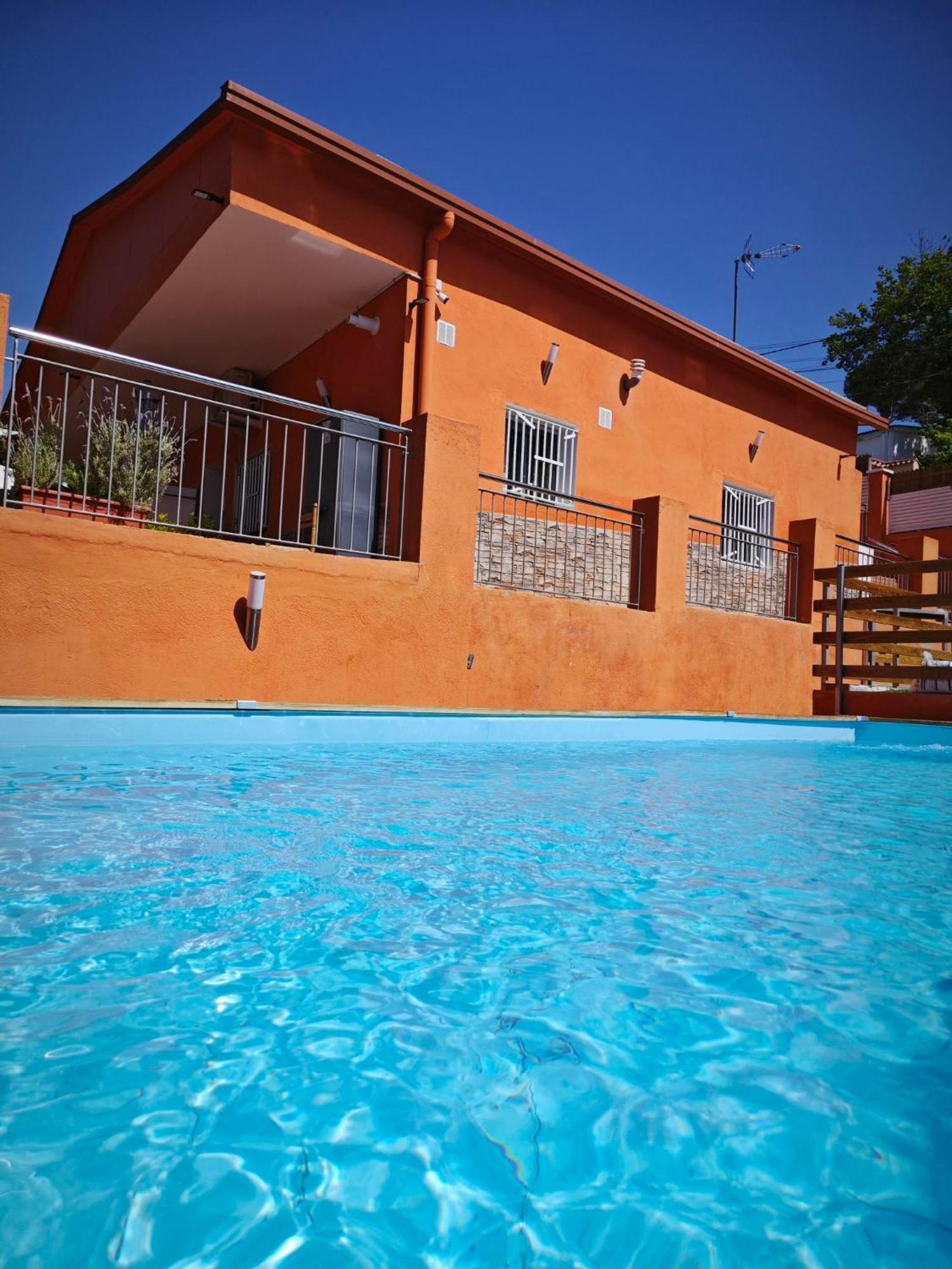 Relax House Barcelone Villa Сант Естеве Сесровирес Екстериор снимка