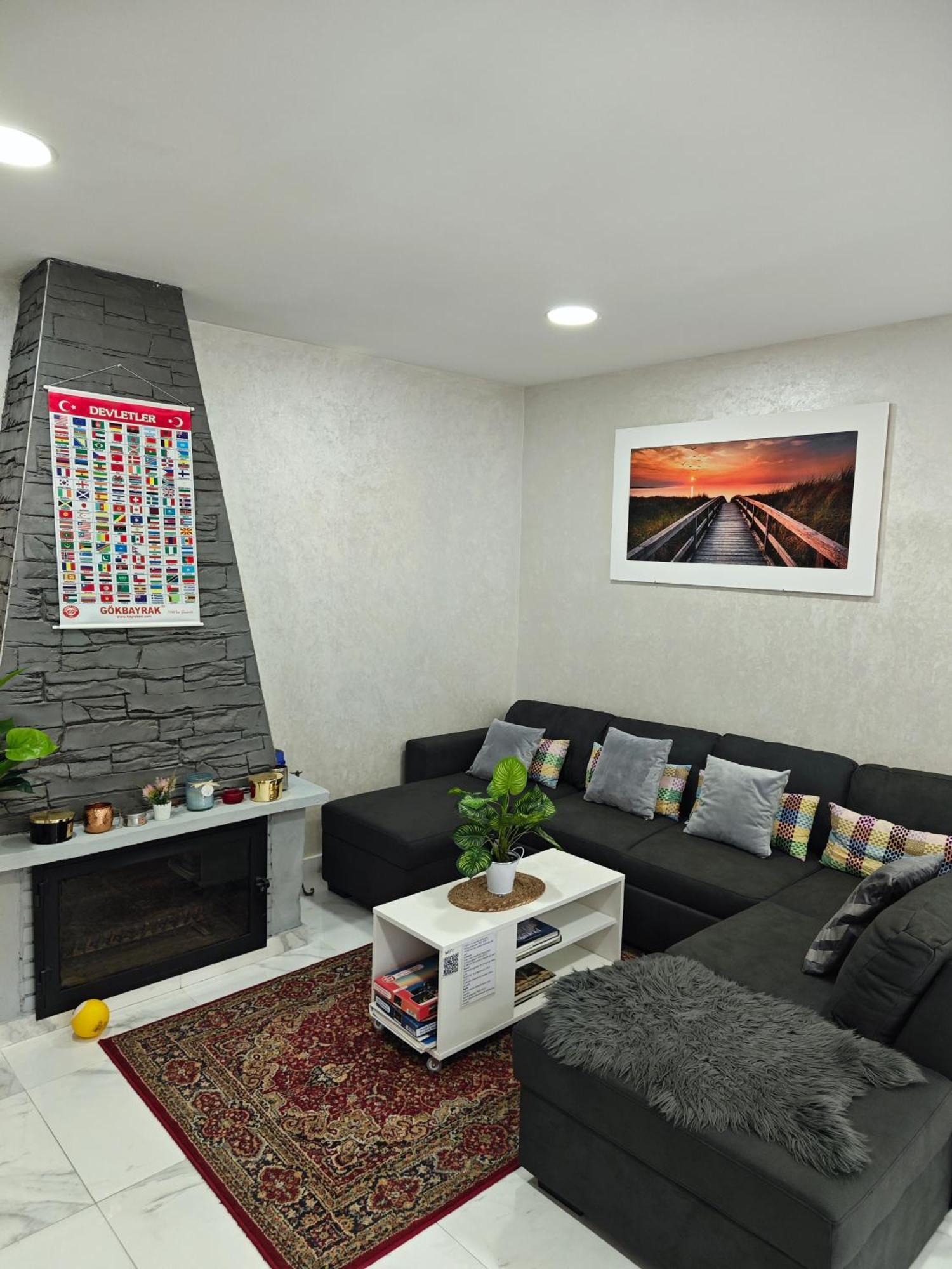 Relax House Barcelone Villa Сант Естеве Сесровирес Екстериор снимка